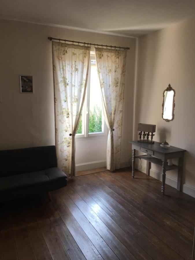 Les Chambres Du Font D'Uzas Meilhan-sur-Garonne Exteriér fotografie